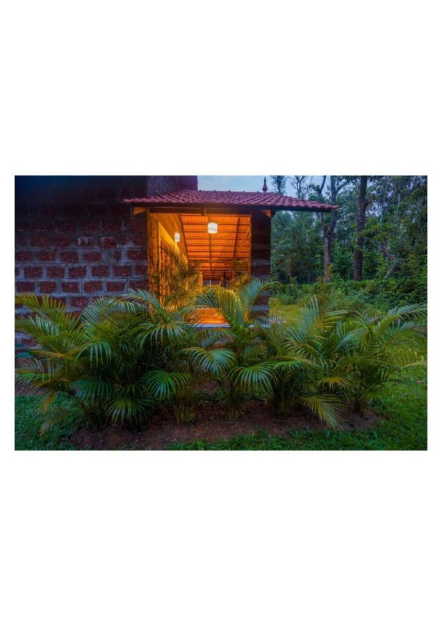 The Horse & Chariot Madikeri Exterior foto
